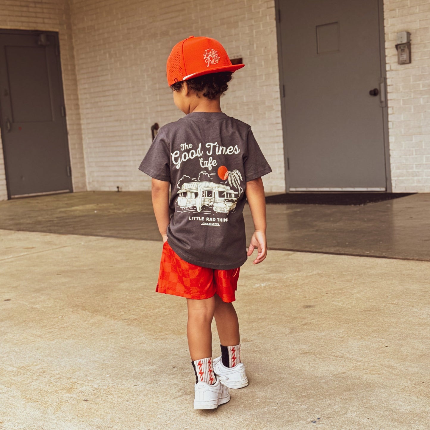 RETRO-WAVE HYBRID BOARD SHORT - RED/ORANGE