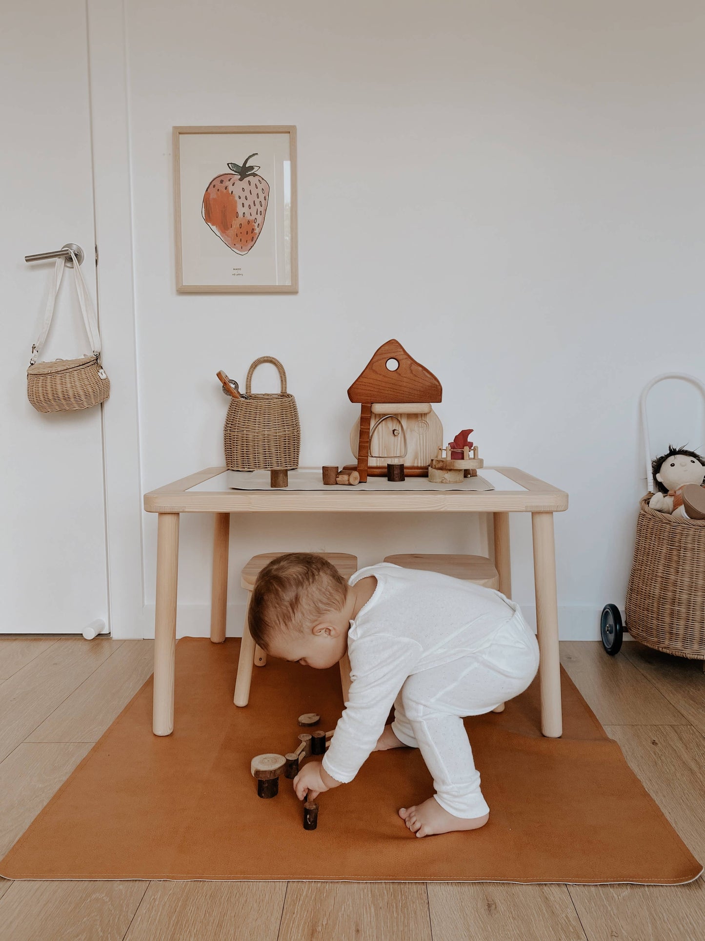 Natural Wooden Mushroom House Playset