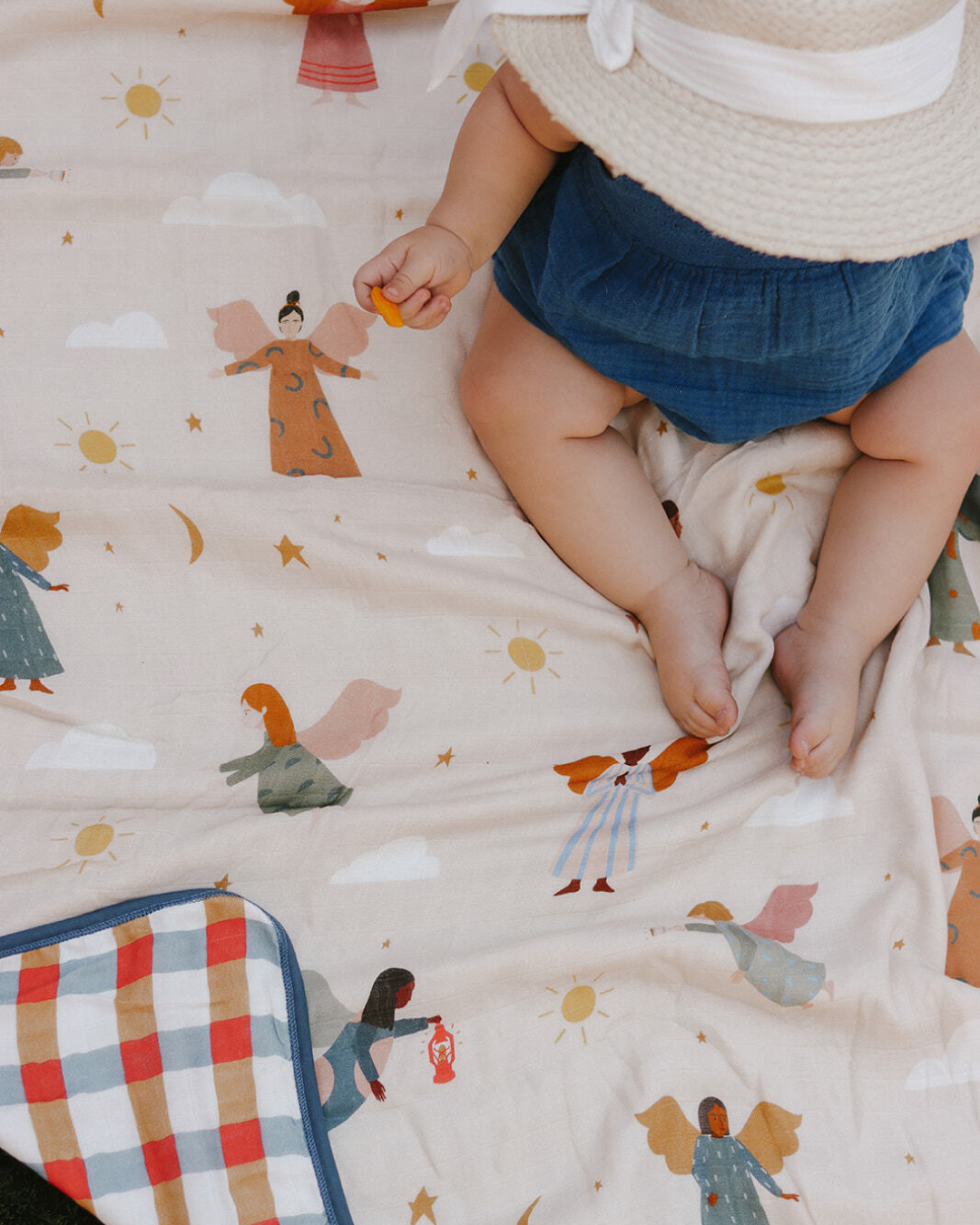 Guardian Angels Deluxe Muslin Baby Blanket Quilt