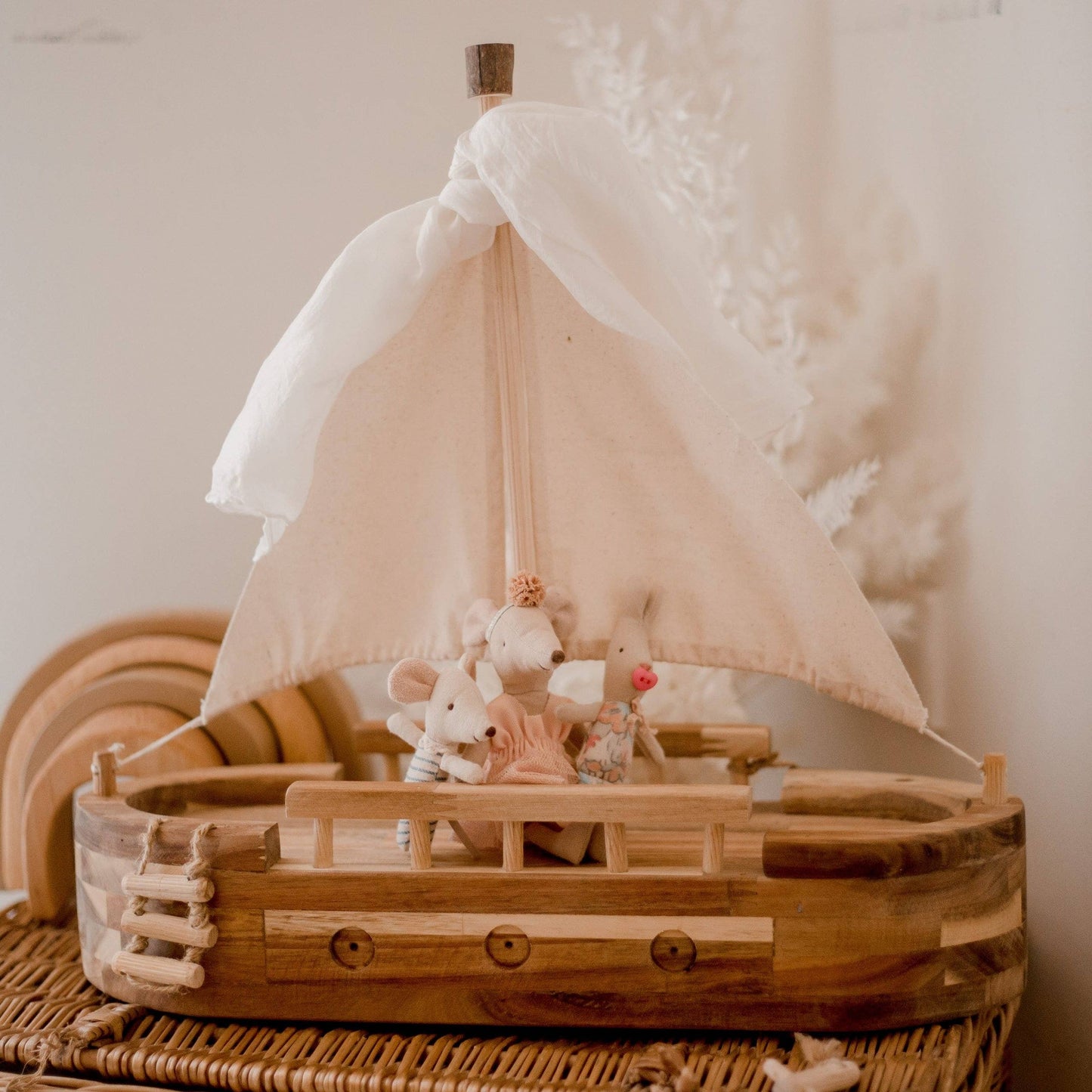 Wooden Adventure Ship – The Seafarer’s Dream