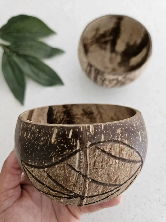 Hand-Carved Coconut Bowl – Leaf Pattern