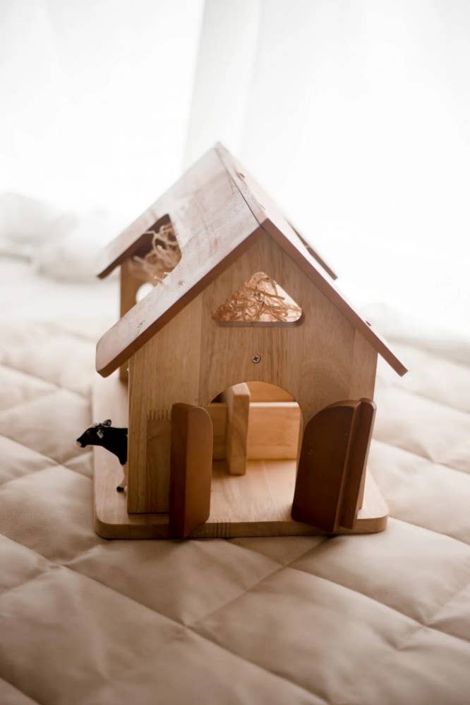 Wooden Horse Stable – Farm Play Set