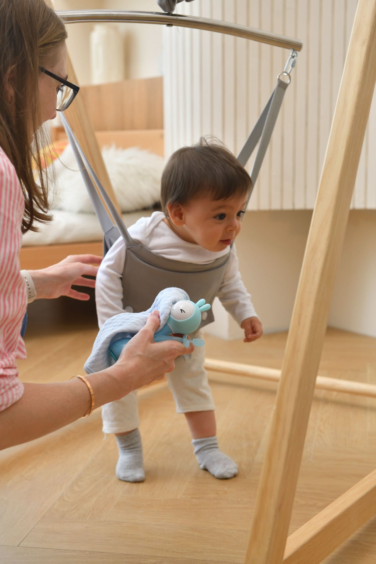 Tulip | Foldable Baby Bouncer - Beige