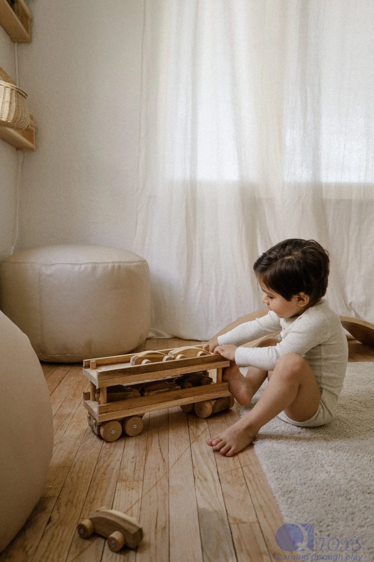 Vintage Wooden Car Transport Truck – 7-Piece Set