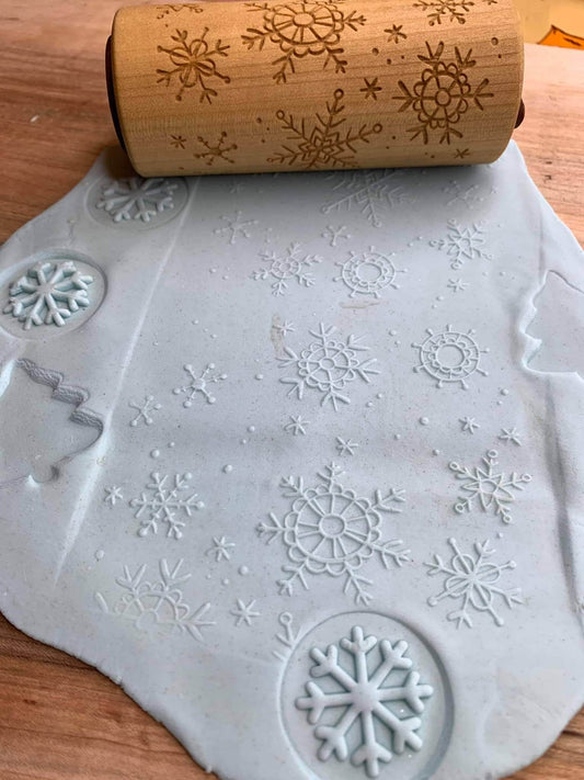 Snowflake Dough Rolling Pin Roller with Stamps on Sides