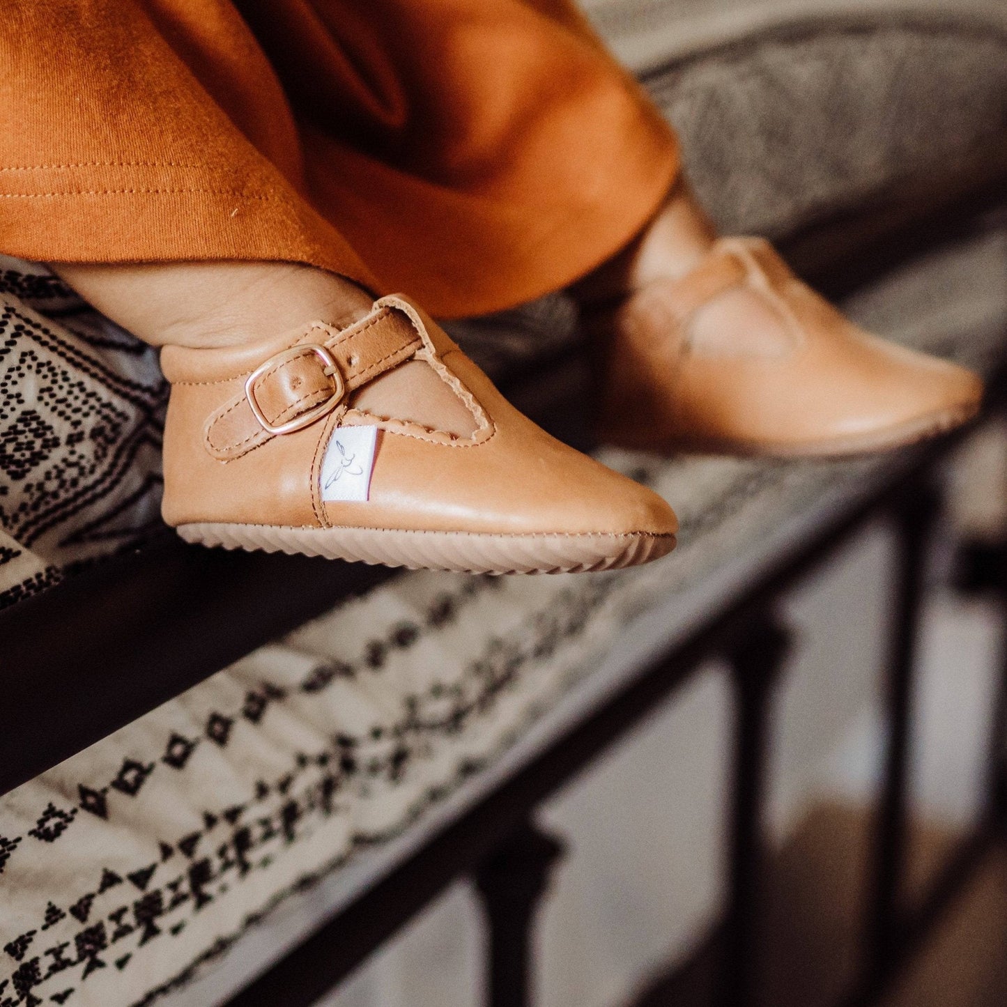 The T Bar {Premium Leather}